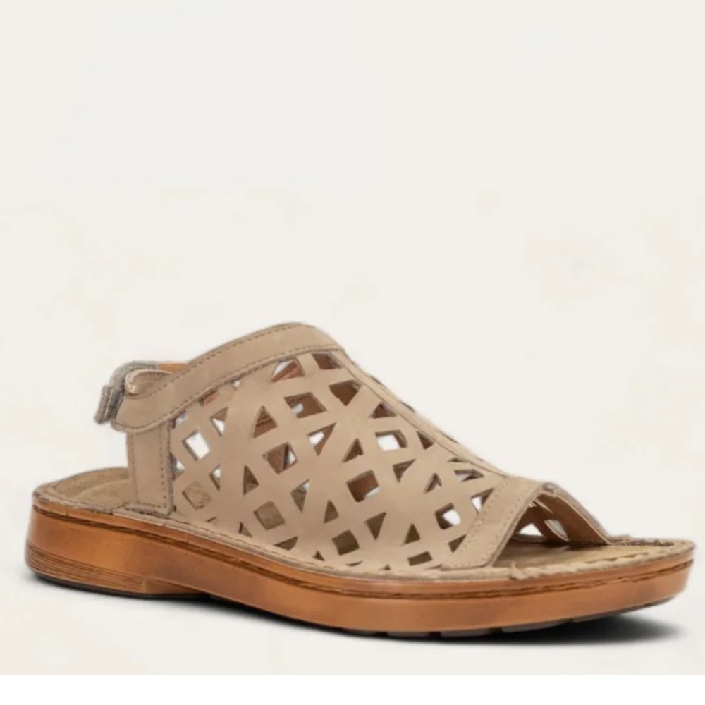 Naot Tan Sandals Comfortable Summer Footwear